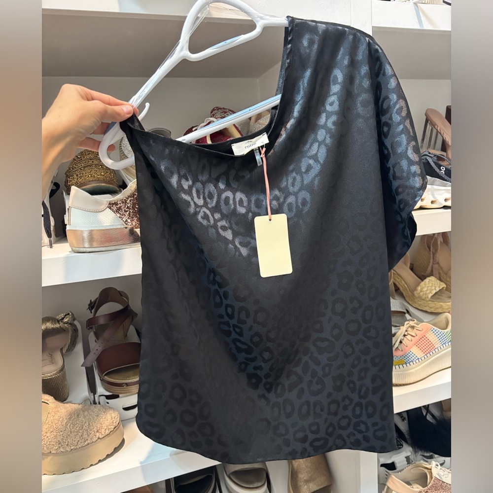 Elegant Black Leopard Print Women's Top
